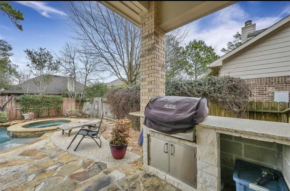 25023 Knob Pines Court Spring, TX 77389 - Photo 13 of 17