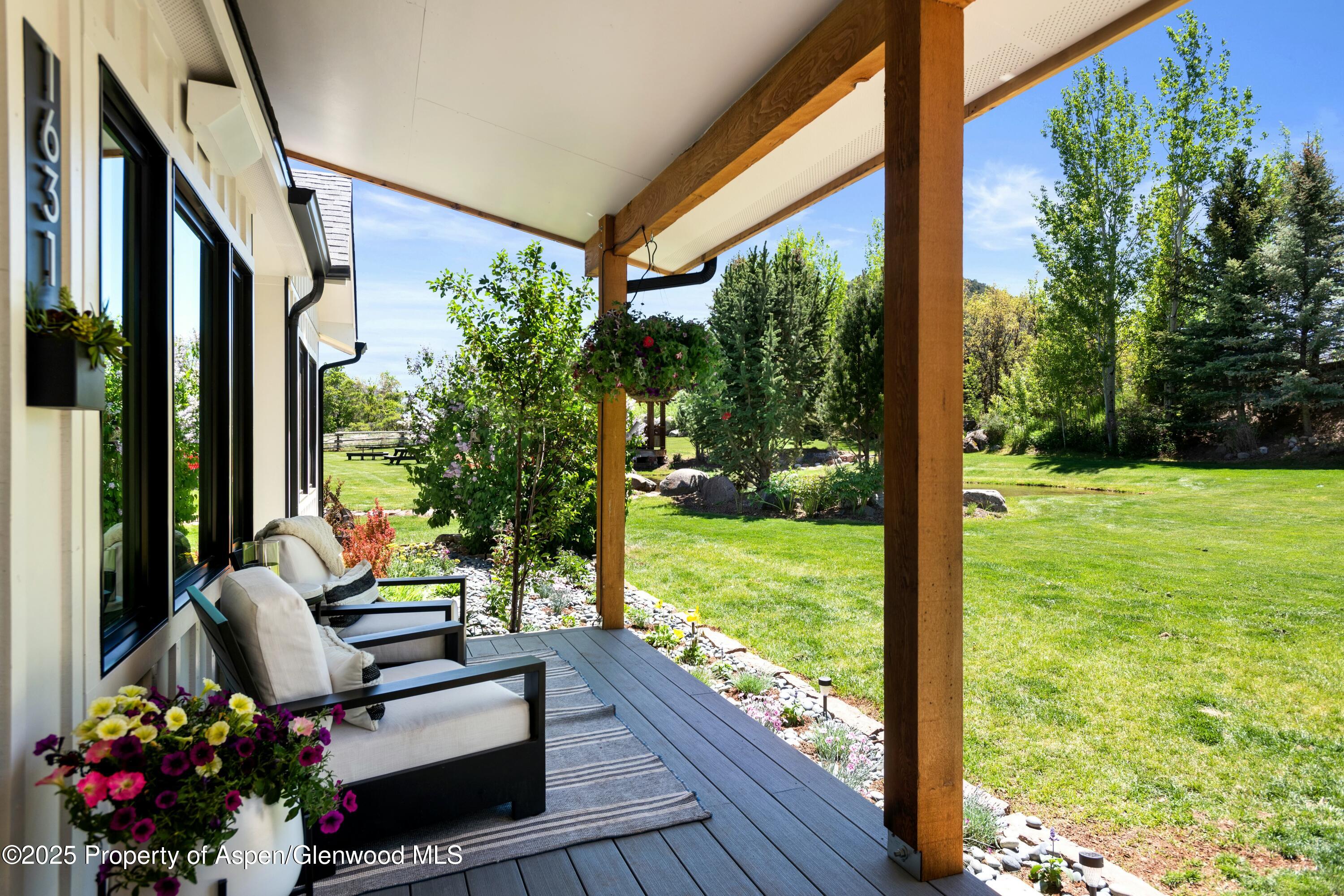 1631 Emma Spur Basalt, CO 81621 - Photo 5 of 52 Emma