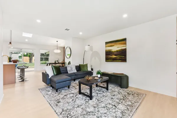 $625,000 | 7503 Carriage Drive, Austin, TX 78752