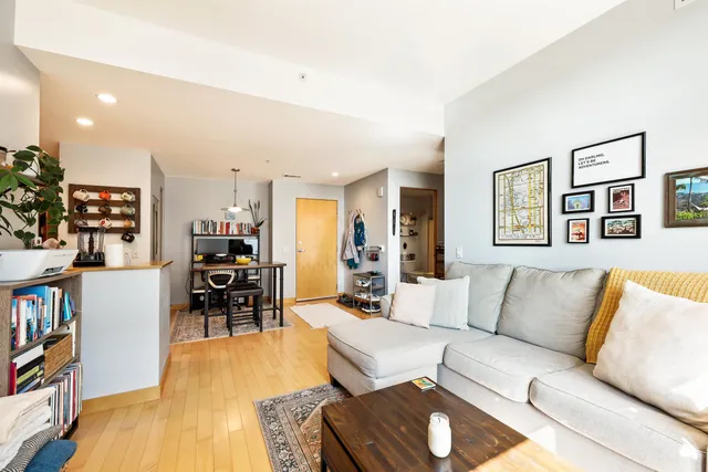 $325,000 | 309 West Washington Avenue, Unit 502, Madison, WI 53703