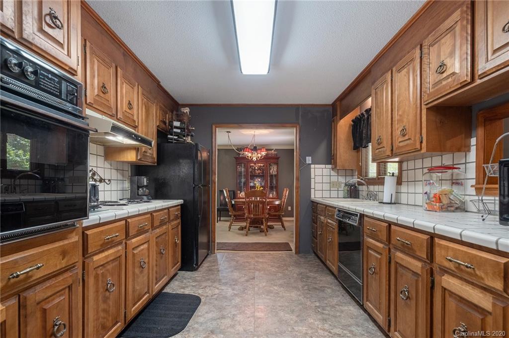 960 Irish Potato Road Concord, NC 28025 - Photo 3 of 28 Gallery Image 3