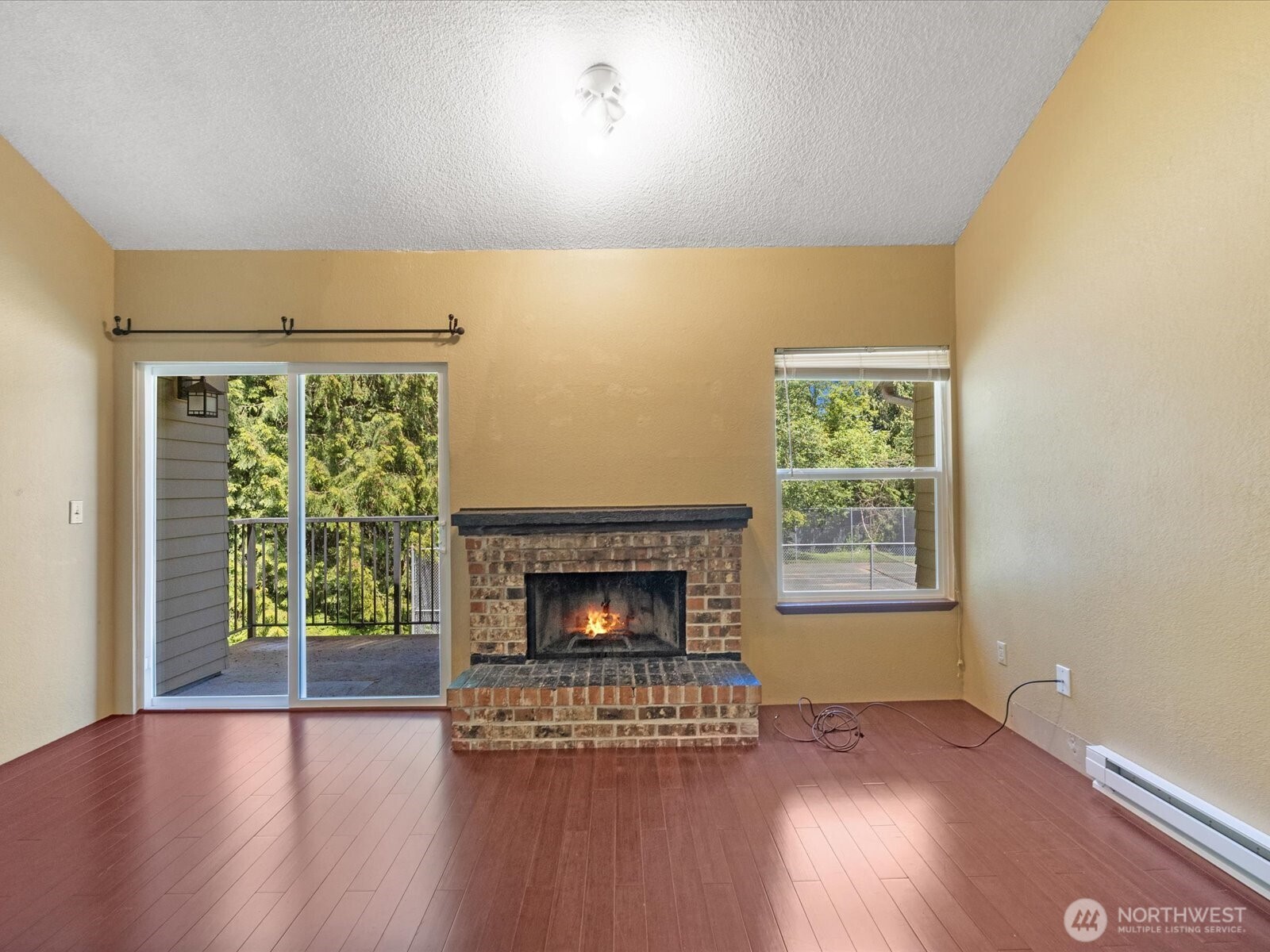 820 Cady Road, Unit D202 Everett, WA 98203 - Photo 7 of 27