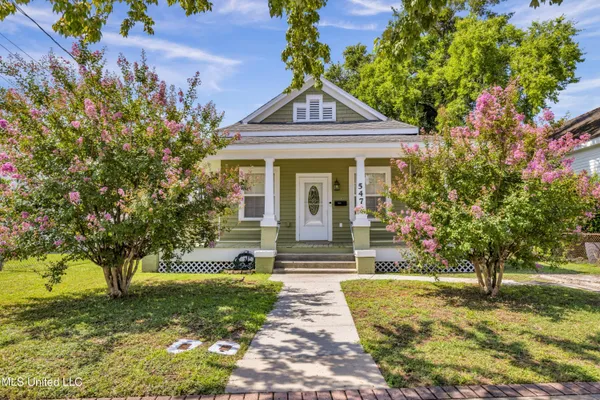 $250,000 | 547 Howard Avenue, Biloxi, MS 39530