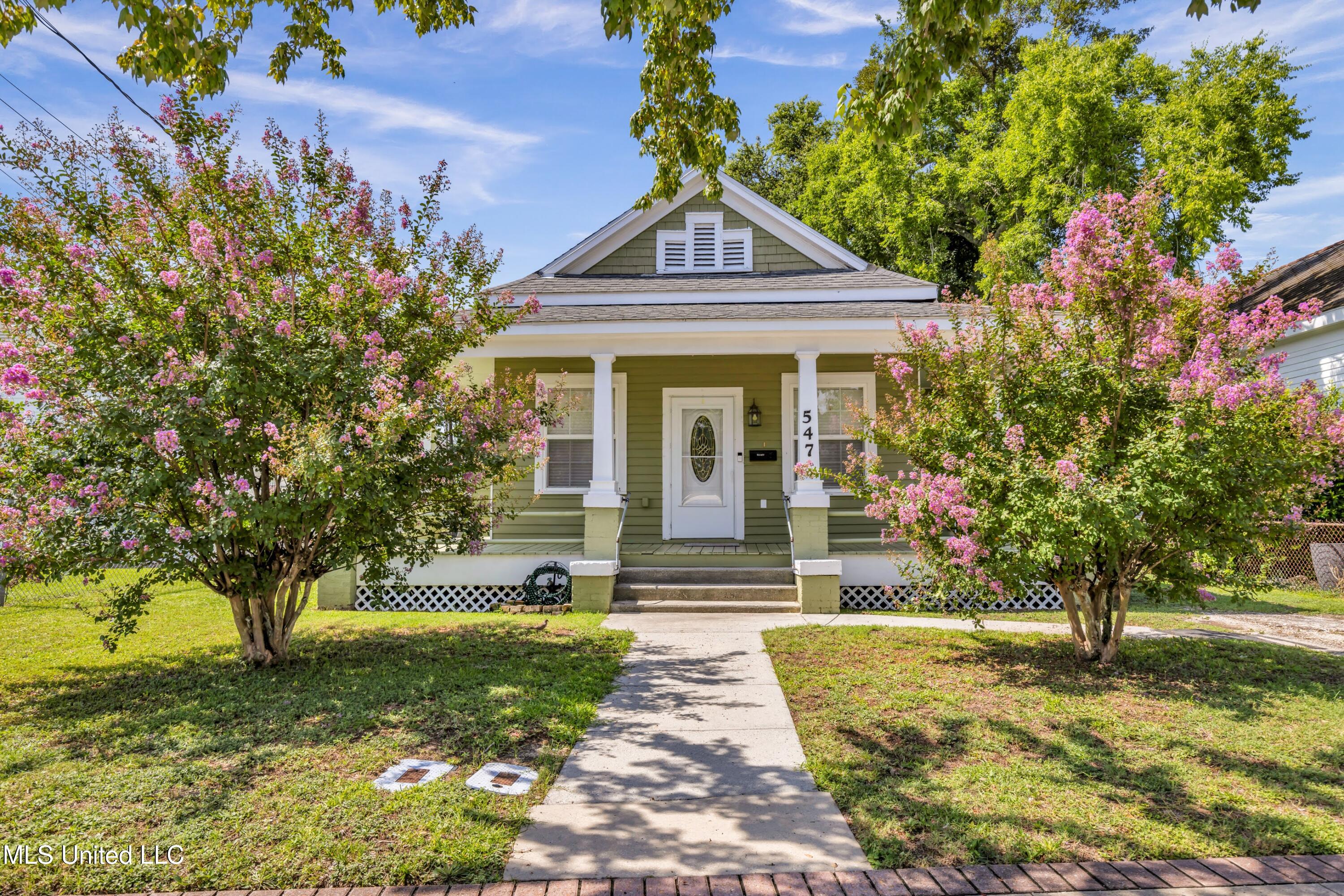 547 Howard Avenue Biloxi, MS 39530 - Photo 1 of 33 front