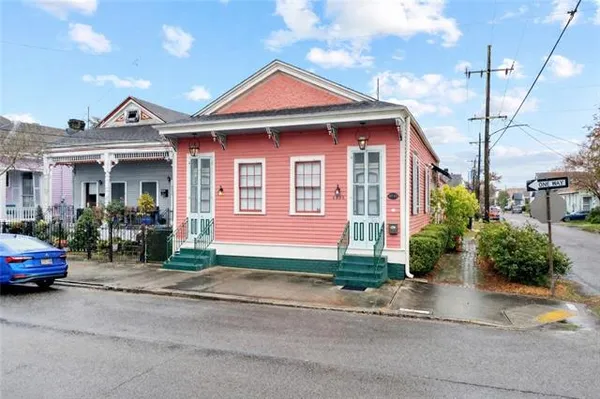 $3,950 | 4938 Laurel Street, New Orleans, LA 70115