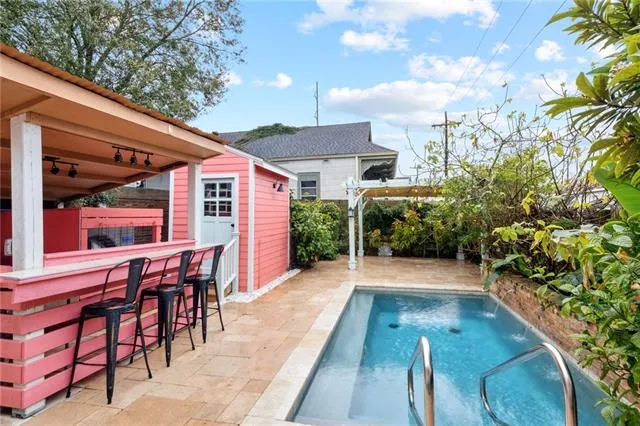 $3,950 | 4938 Laurel Street, New Orleans, LA 70115