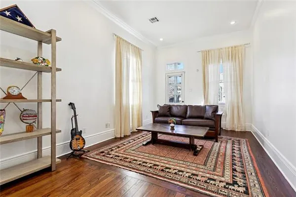 $3,950 | 4938 Laurel Street, New Orleans, LA 70115