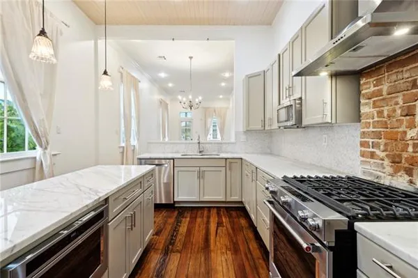 $3,950 | 4938 Laurel Street, New Orleans, LA 70115