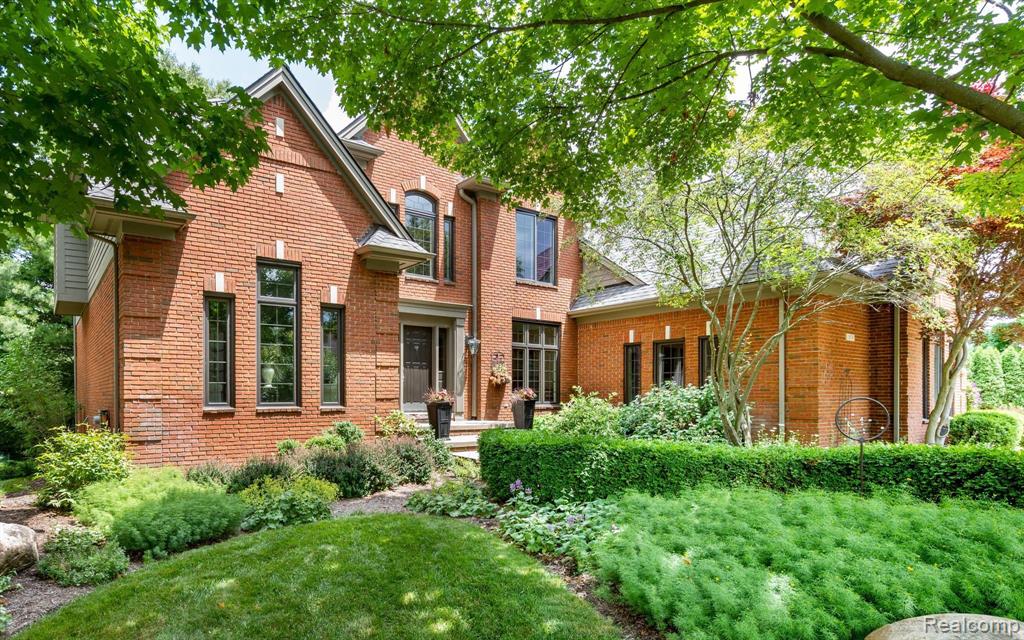 1870 Blue Grass Drive Rochester Hills, MI 48306 - Photo 1 of 58