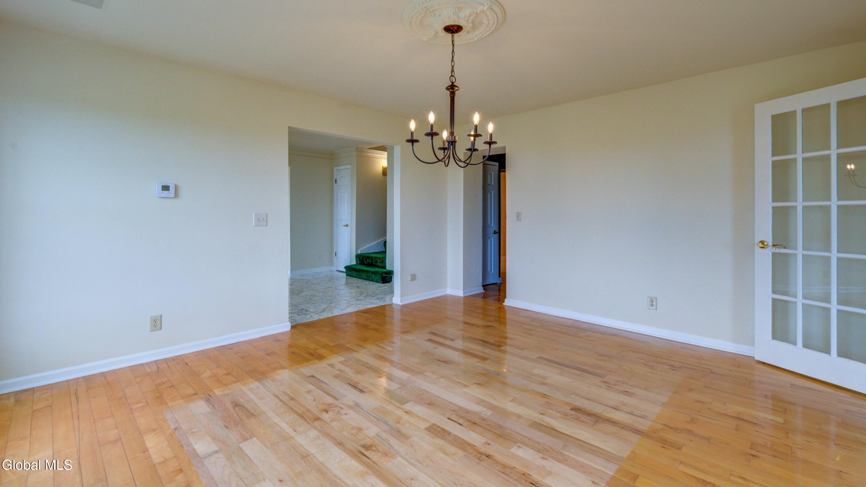 221 Denice Road Florida, NY 12010 - Photo 26 of 106 221 Denice Rd-13