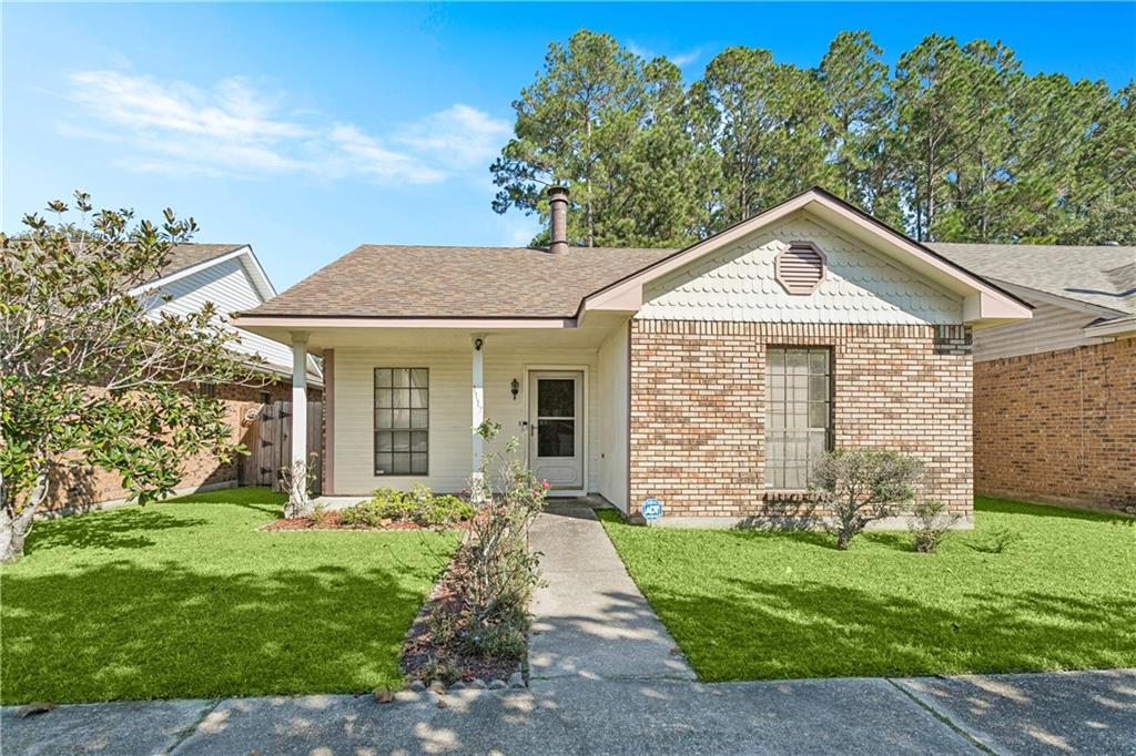 1117 Rose Meadow Loop Slidell, LA 70460 - Photo 2 of 19