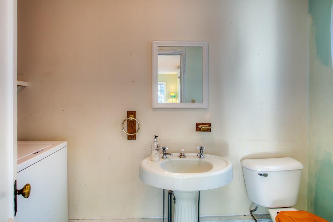 194 Lobster Cove Road Boothbay Harbor, ME 04538 - Photo 18 of 36 018