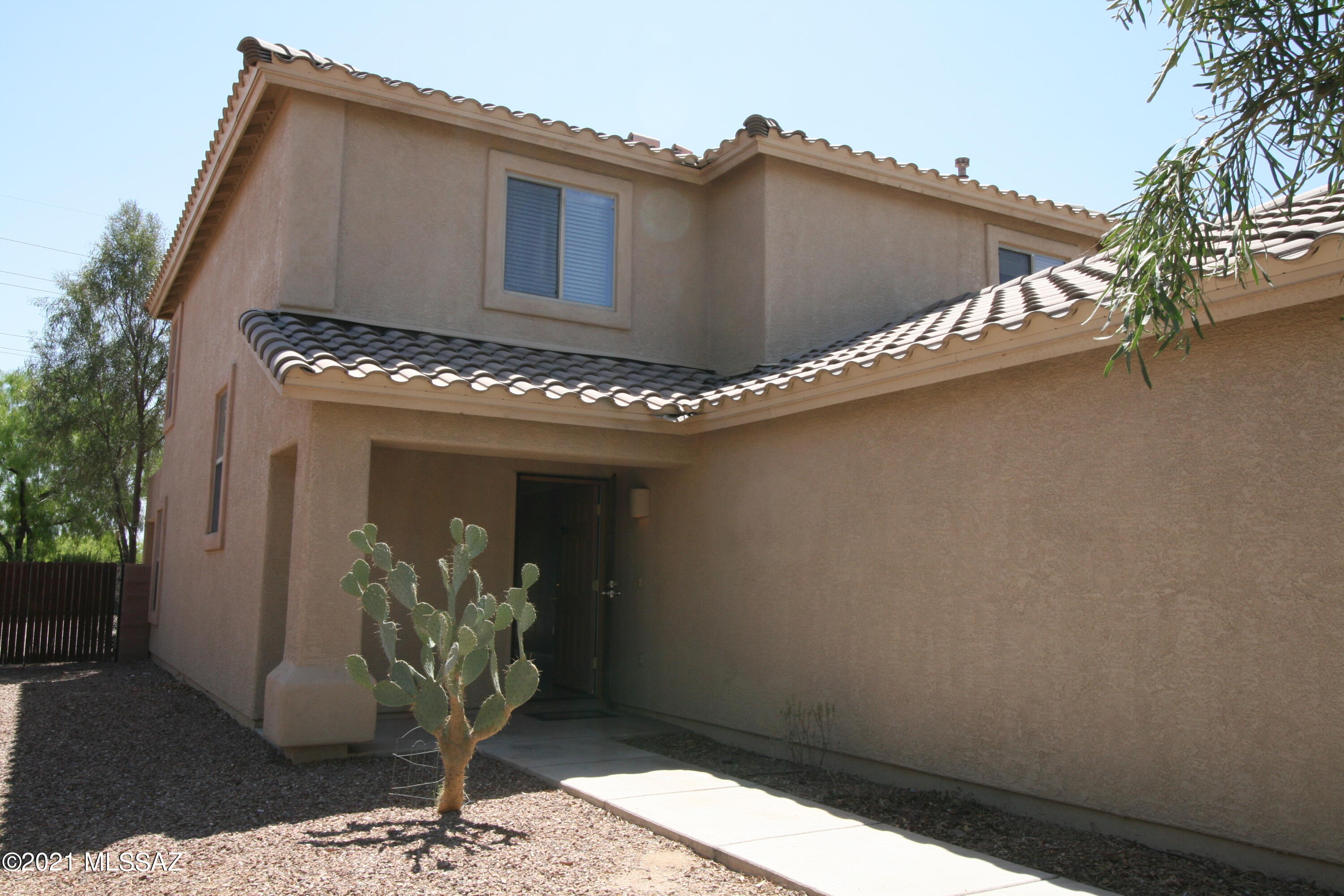 12932 North Steamboat Drive Marana, AZ 85653 - Photo 3 of 13