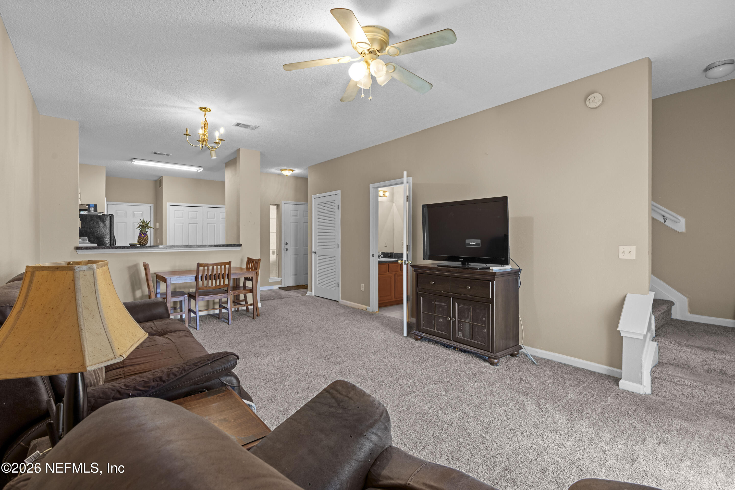 7774 Melvin Road Jacksonville, FL 32210 - Photo 16 of 32 15 Living Room