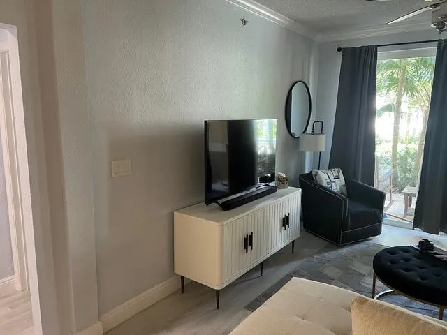 $2,750 | 1805 North Flagler Drive, Unit 112, West Palm Beach, FL 33407