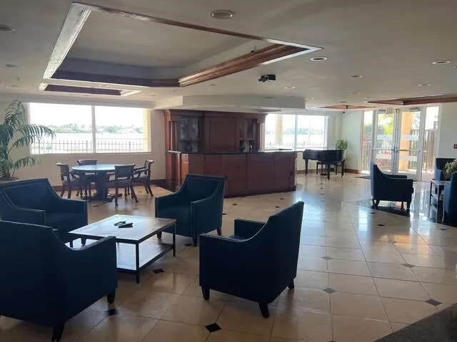 $2,750 | 1805 North Flagler Drive, Unit 112, West Palm Beach, FL 33407