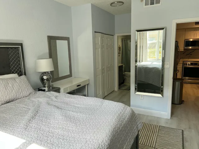 $2,750 | 1805 North Flagler Drive, Unit 112, West Palm Beach, FL 33407