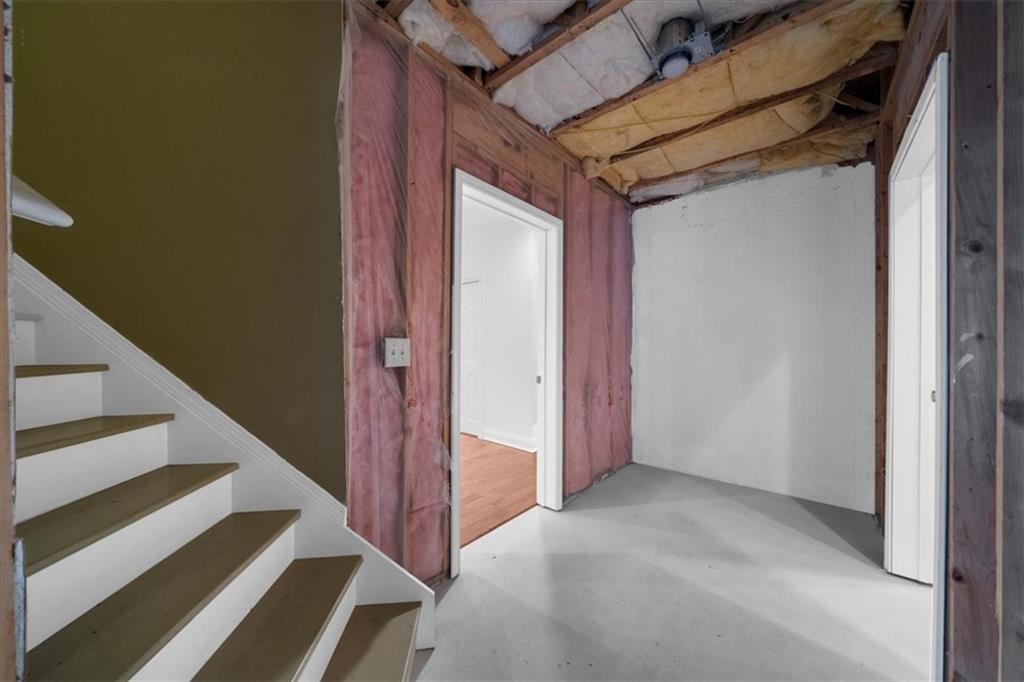 5488 Price Road Gainesville, GA 30506 - Photo 45 of 55 a view of entryway