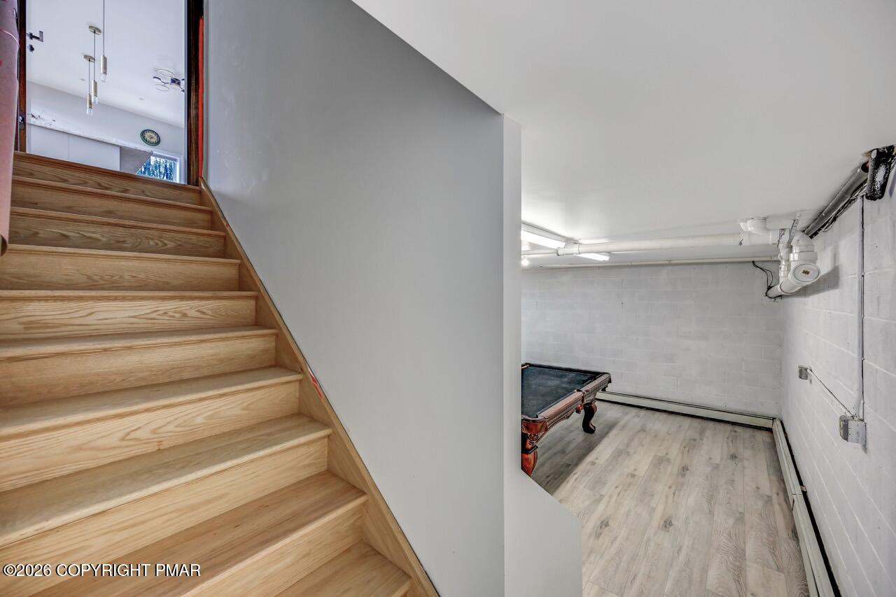 325 Chestnut Road East Stroudsburg, PA 18302 - Photo 45 of 50 a view of entryway