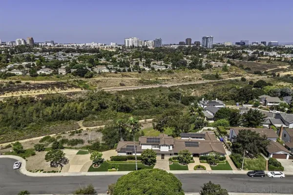 $2,699,000 | 3190 Galloway Drive, San Diego, CA 92122