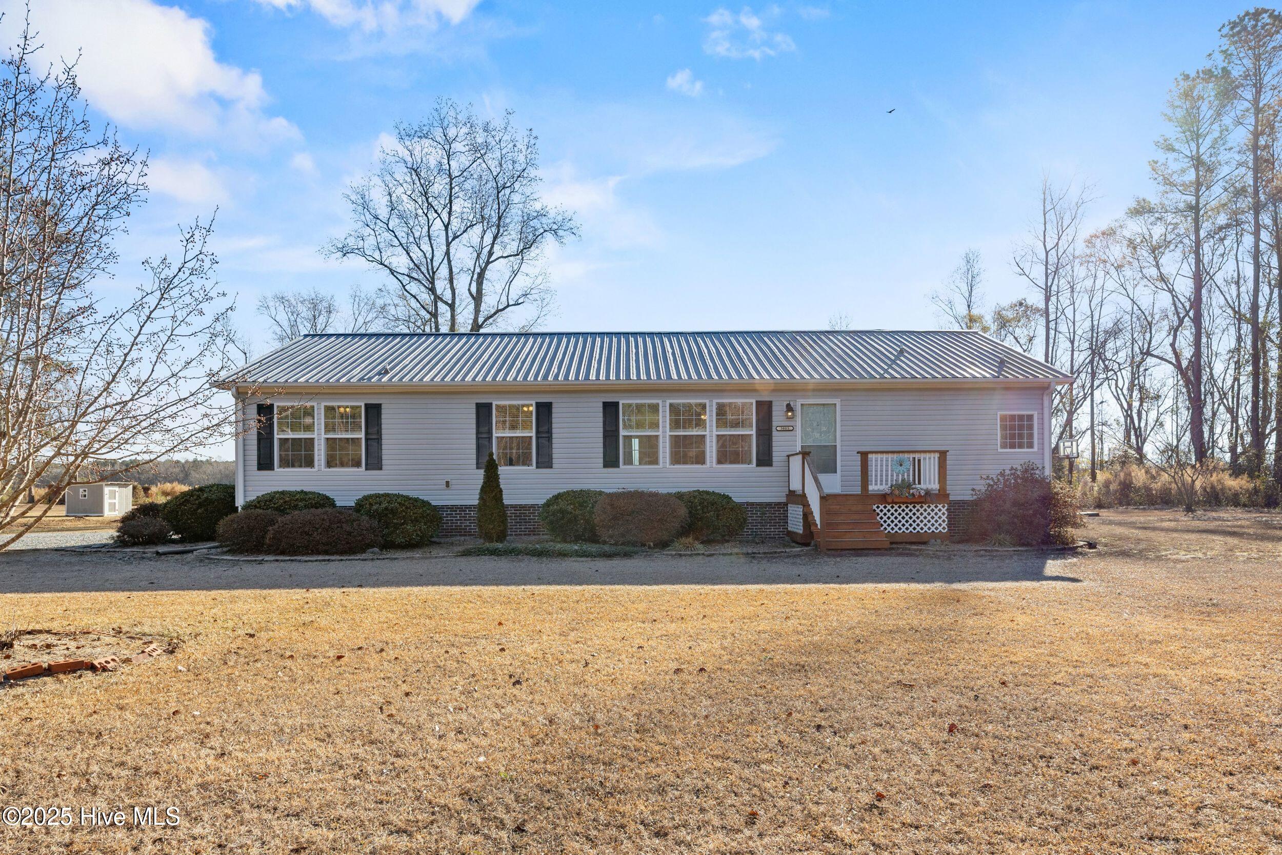 3805 Bell Williams Road Currie, NC 28435 - Photo 2 of 27 4_front exterior