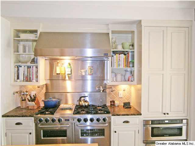 2516 Heathermoor Road Birmingham, AL 35223 - Photo 7 of 32