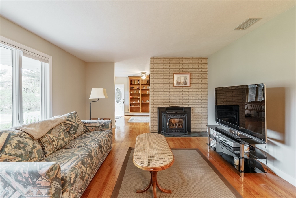 45 Brooklawn Road Wilbraham, MA 01095 - Photo 15 of 36 Gallery Image 15