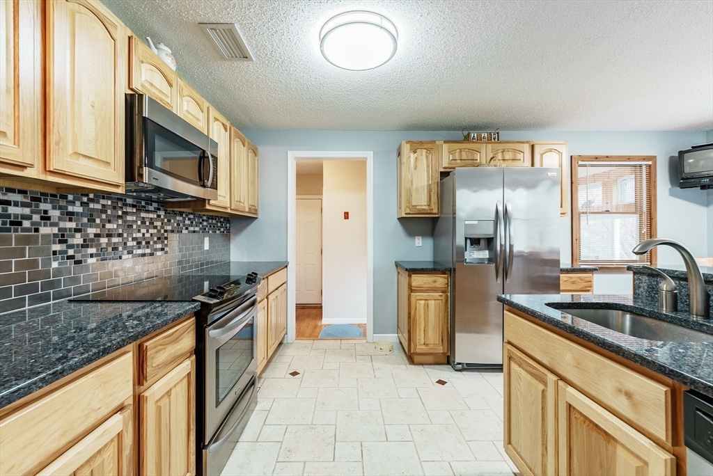 45 Brooklawn Road Wilbraham, MA 01095 - Photo 6 of 36 Gallery Image 6
