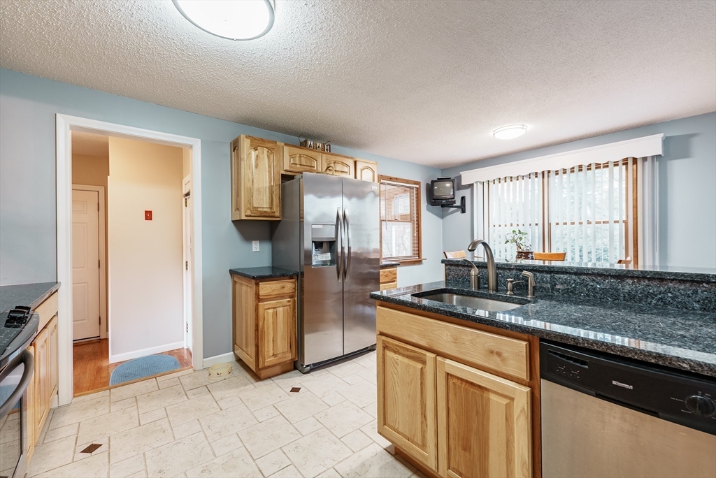 45 Brooklawn Road Wilbraham, MA 01095 - Photo 7 of 36 Gallery Image 7