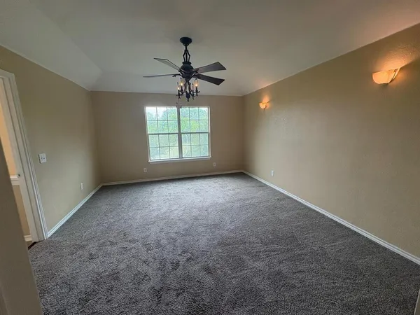 $325,000 | 320 Williams Street, Cedar Hill, TX 75104