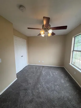$325,000 | 320 Williams Street, Cedar Hill, TX 75104