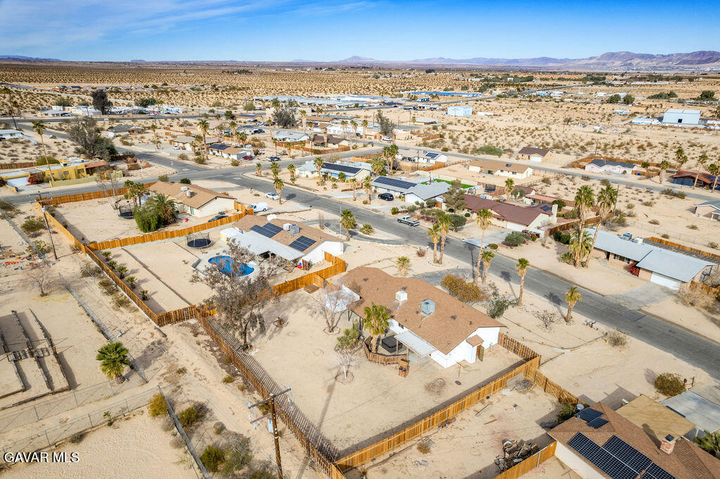 73843 White Sands Drive Twentynine Palms, CA 92277 - Photo 4 of 32 an view of city and ocean
