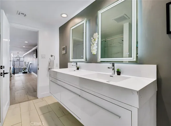$2,749,000 | 29865 Knoll View Drive, Rancho Palos Verdes, CA 90275