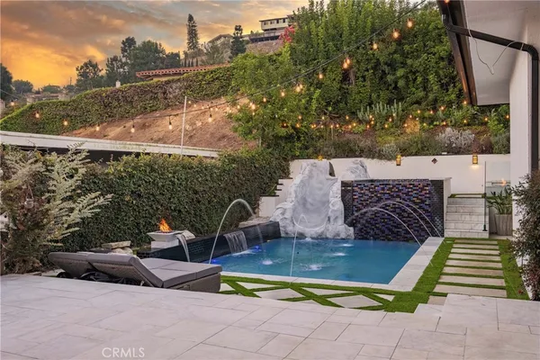$2,749,000 | 29865 Knoll View Drive, Rancho Palos Verdes, CA 90275