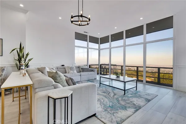 $2,749,000 | 29865 Knoll View Drive, Rancho Palos Verdes, CA 90275