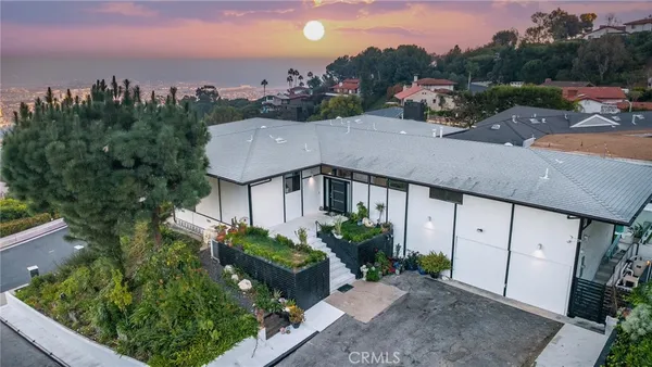 $2,749,000 | 29865 Knoll View Drive, Rancho Palos Verdes, CA 90275