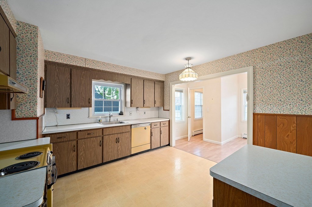 48 Neponset Road Quincy, MA 02169 - Photo 11 of 39 Gallery Image 11