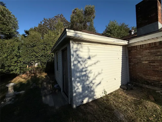 $109,900 | 860 Bingman Drive, Beaumont, TX 77705