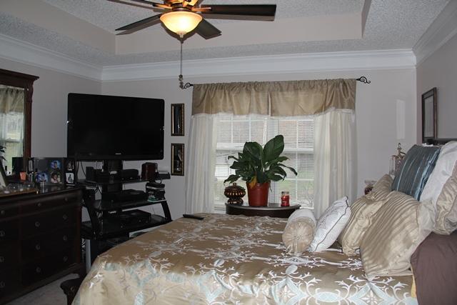 1682 Windriver Road Clarksville, TN 37042 - Photo 10 of 19 A second view in the Master bedroom.