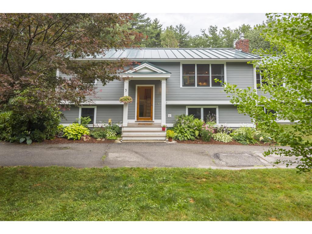 63 Mill Road North Hampton, NH 03862 - Photo 2 of 30