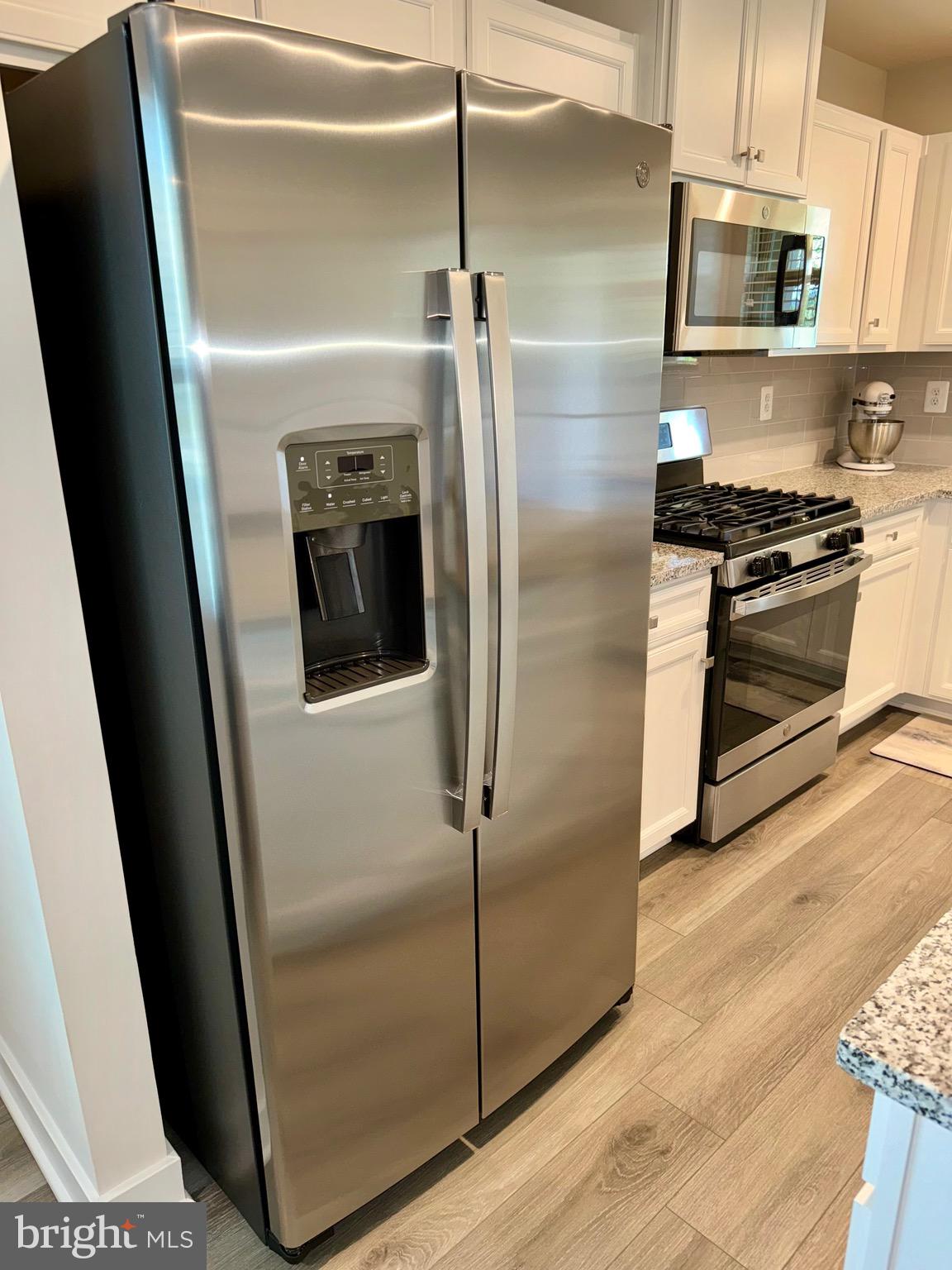 320 Hammersmith Circle Frederick, MD 21702 - Photo 16 of 56 G.E. Stainless Steel Appliances