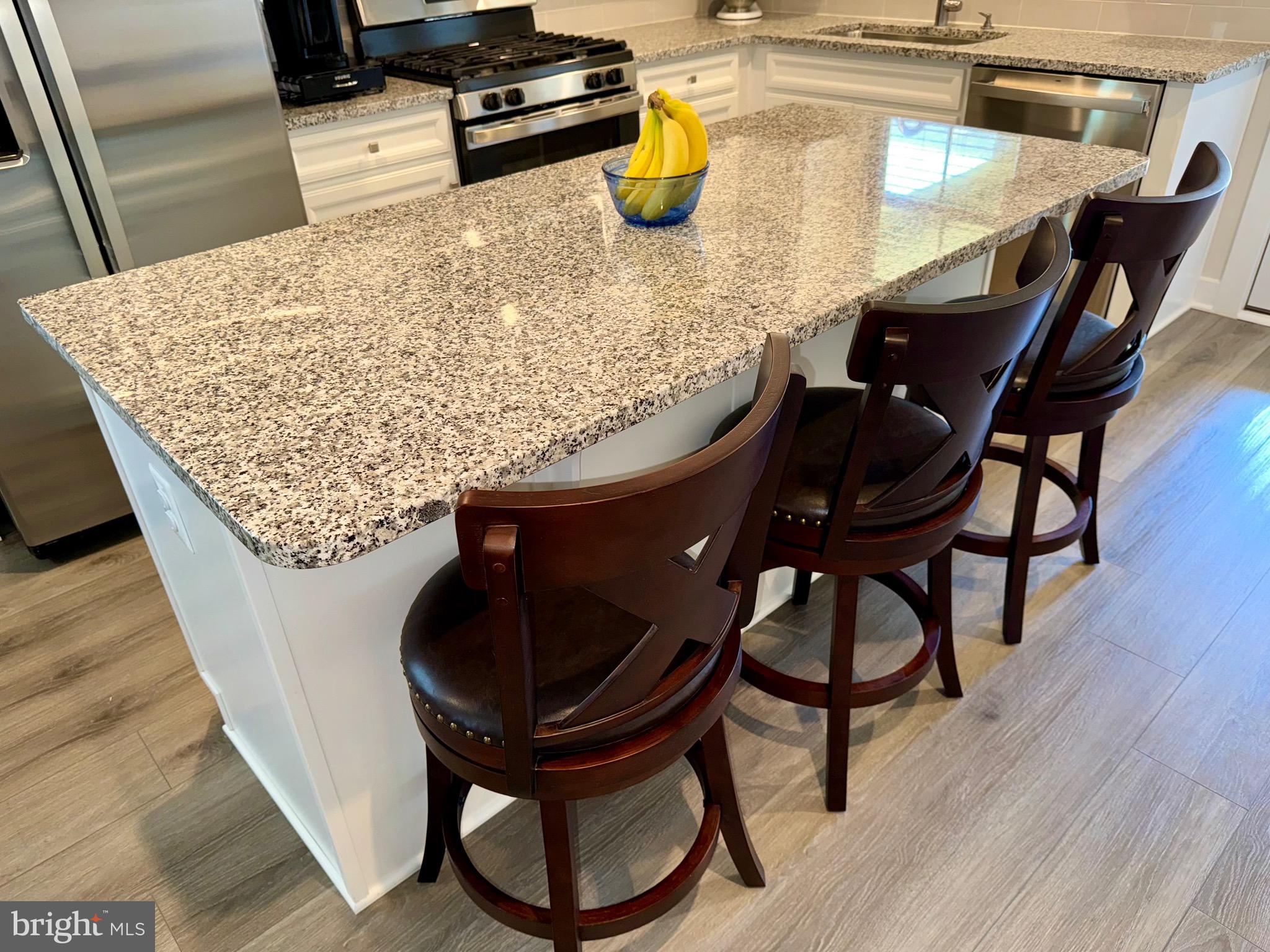 320 Hammersmith Circle Frederick, MD 21702 - Photo 17 of 56 Granite Kitchen Island
