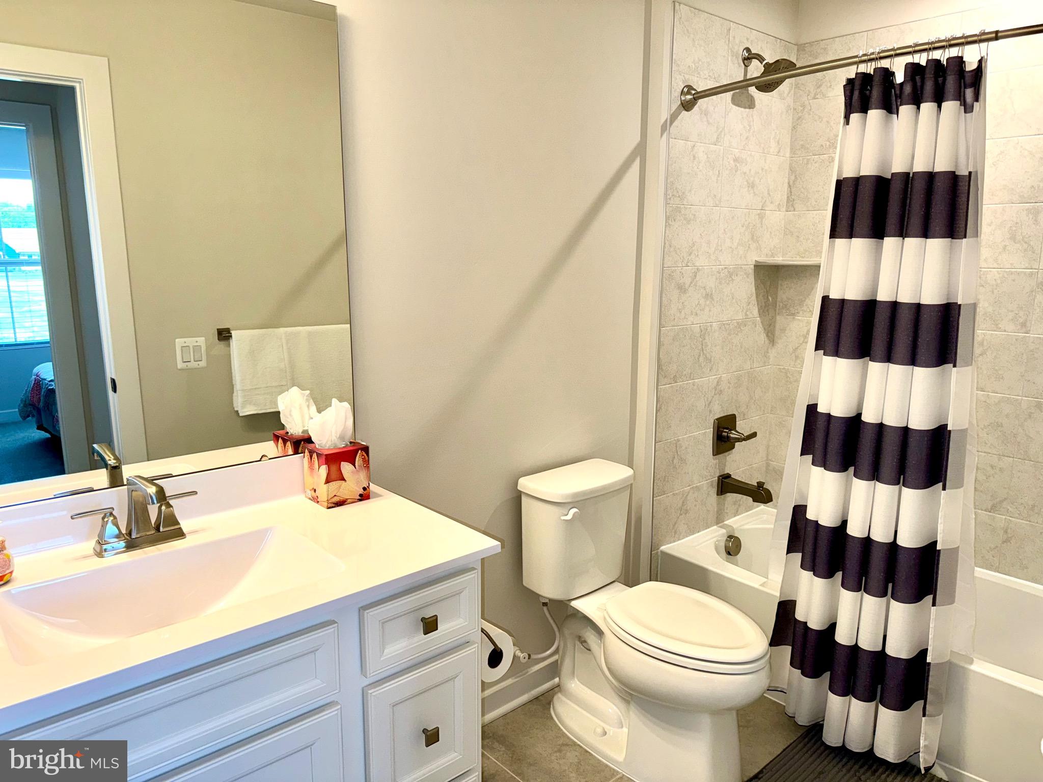 320 Hammersmith Circle Frederick, MD 21702 - Photo 32 of 56 Upstairs Full Bath with tub