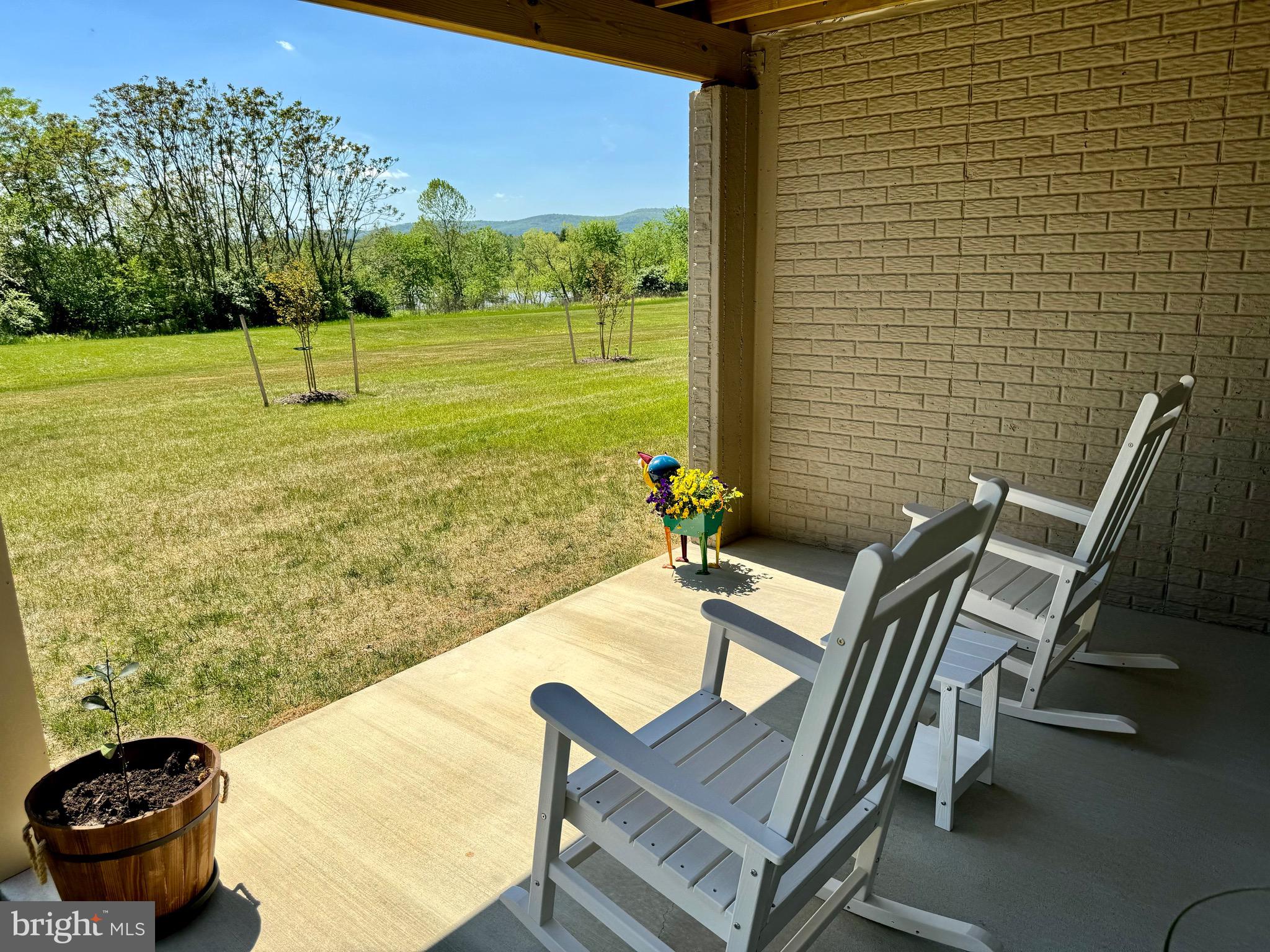 320 Hammersmith Circle Frederick, MD 21702 - Photo 9 of 56 L/L Patio