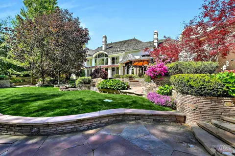 $1,995,000 | 9400 West Pebble Brook Lane, Garden City, ID 83714