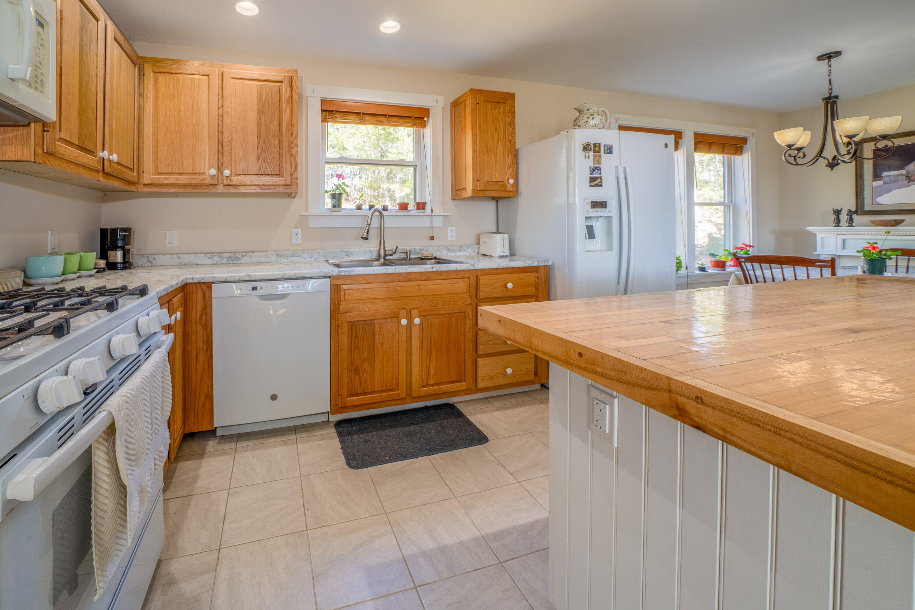 19 Beech Hl Road Swanville, ME 04915 - Photo 6 of 48 0996