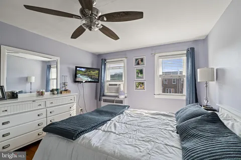 $250,000 | 337 Abbey Terrace, Drexel Hill, PA 19026