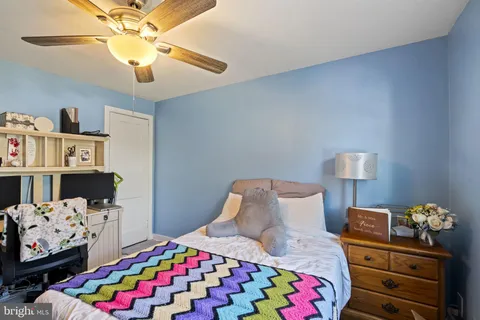 $250,000 | 337 Abbey Terrace, Drexel Hill, PA 19026