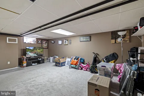 $250,000 | 337 Abbey Terrace, Drexel Hill, PA 19026