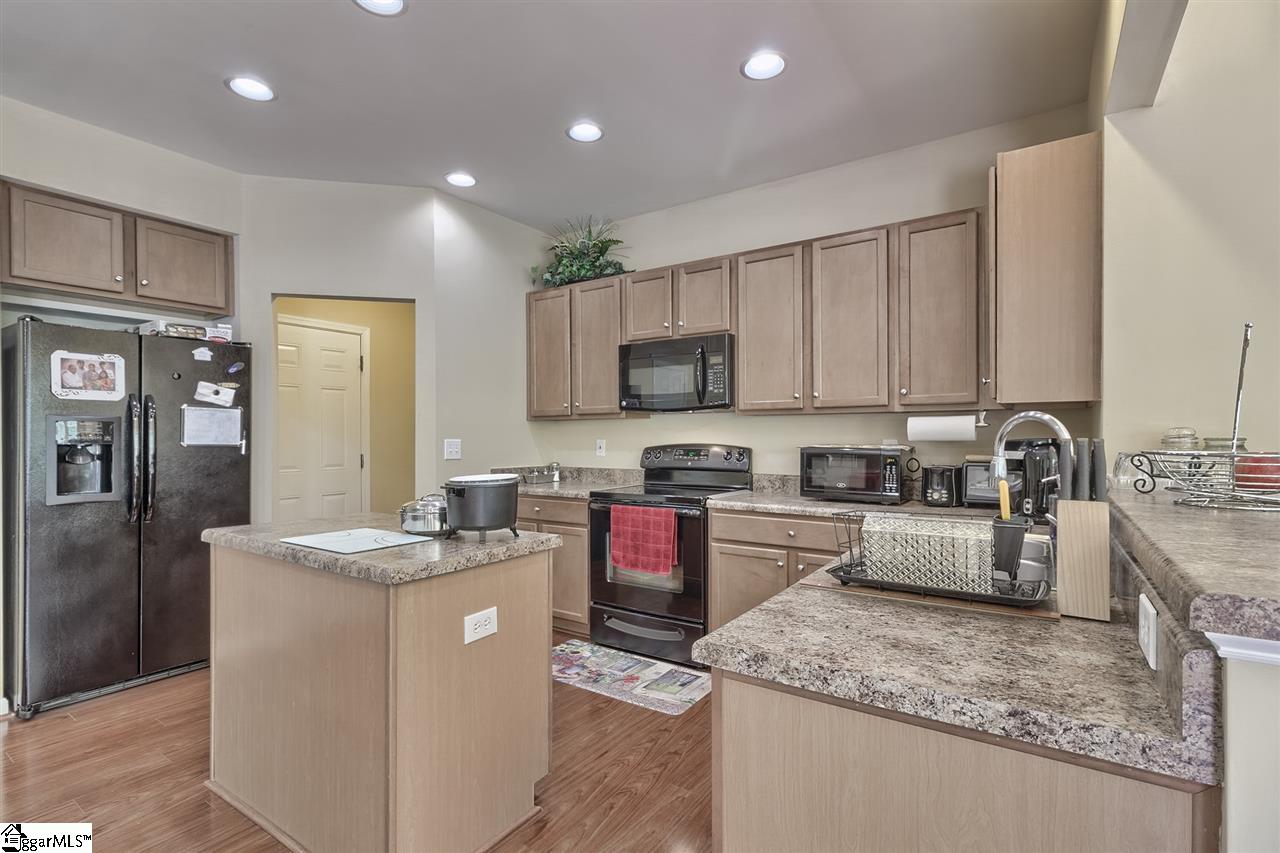 234 Bridgeport Road Boiling Springs, SC 29316 - Photo 11 of 36 Gallery Image 11